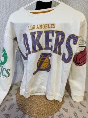 Kids White Graphic Sweatshirt basketball NBA unisex 13-14